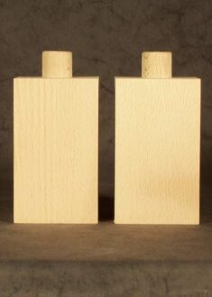 Einfache, rechteckige Möbelfüße Holz oben mit Zapfen, GM19