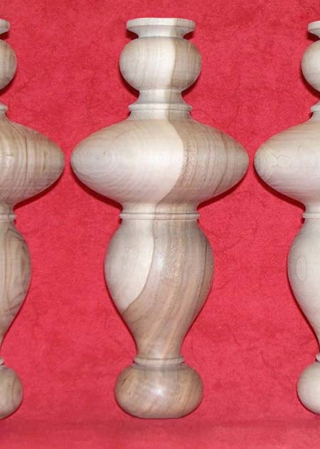 Möbelfüße Holz mit charaktervollem gedrechseltem Motiv und schmalem Fuß, GM04